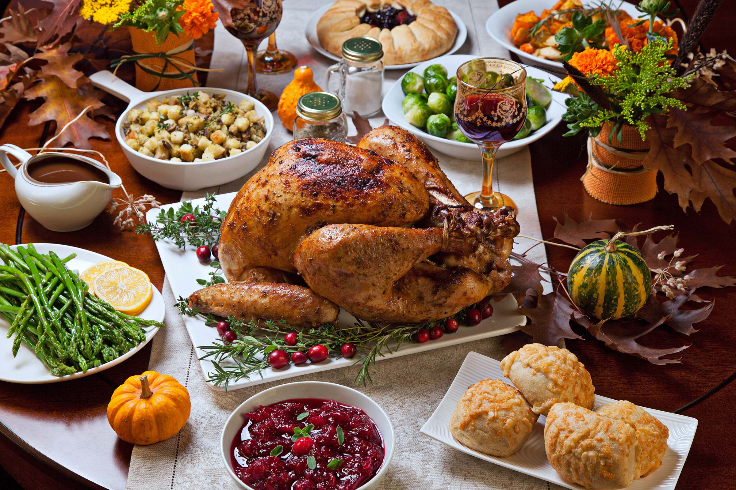 Rustic Thankgiving Dinner thanksgiving holiday dinner nutrition diet fitness